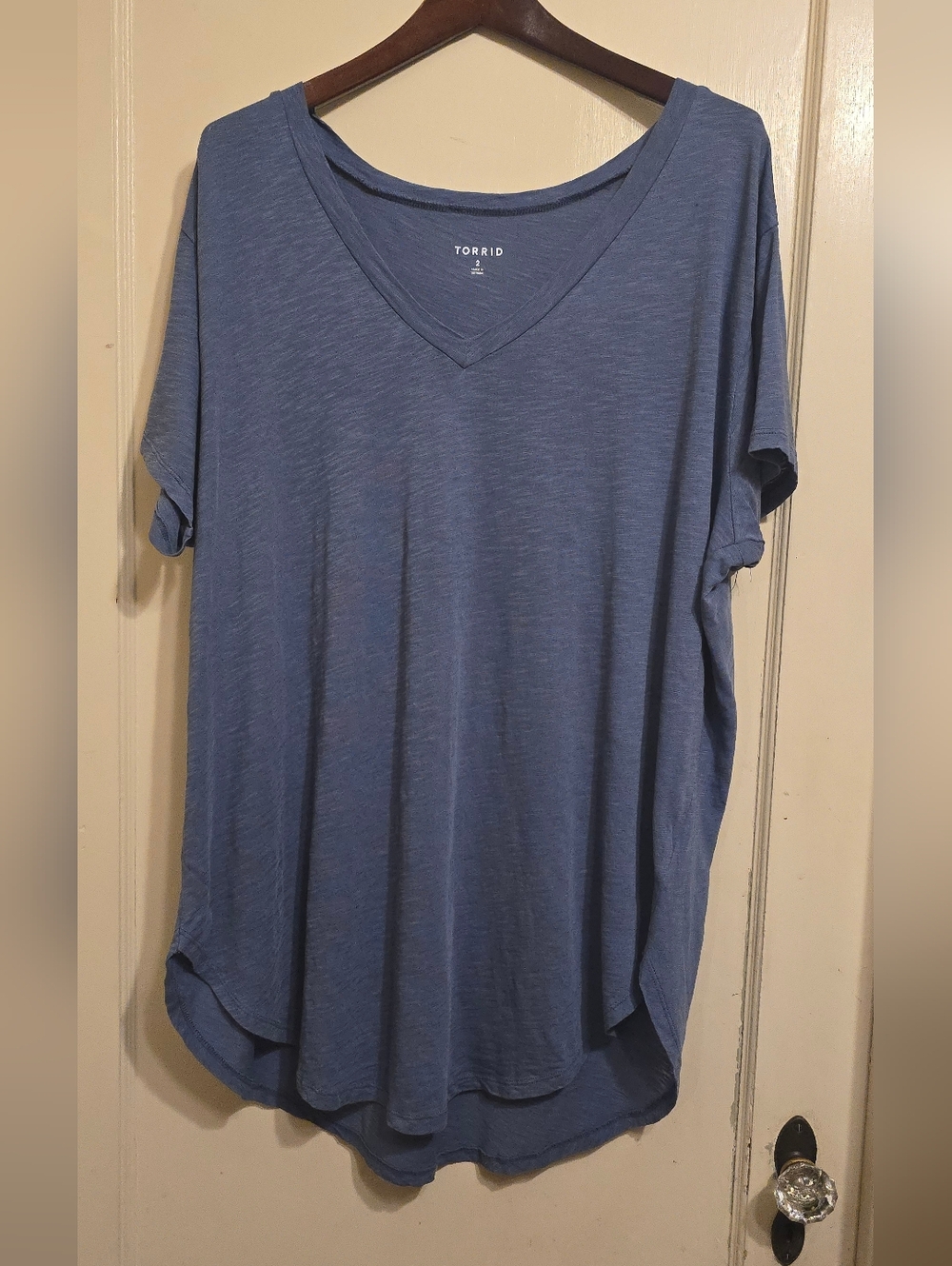 Torrid Heritage Slub V-Neck Side Slit Tee Blue 2X Soft Drapey